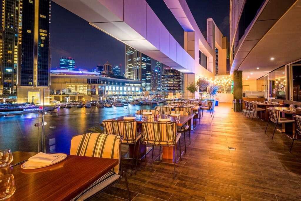 Marina Social, InterContinental Dubai Marina