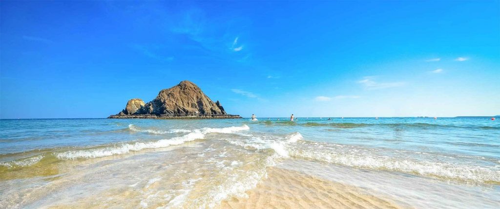 Sandy Beach Resort, Fujairah - Staycation in UAE