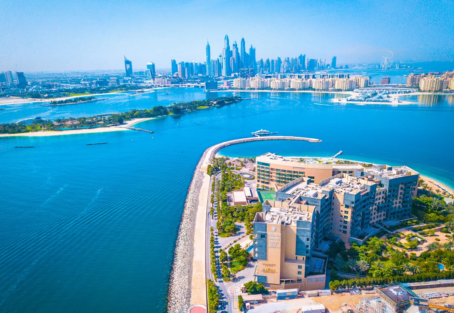 Dubai's Real Estate Hotspots - Where to Invest This Year?