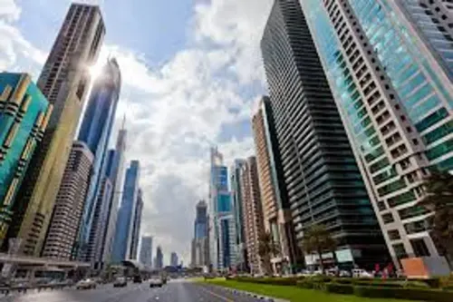 Who is responsible for property maintenance in Dubai?