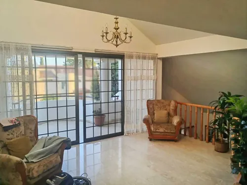 4 Bedrooms Villa in Ekali