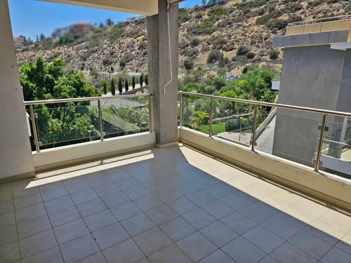 2 Bedrooms Penthouse in Ayias Paraskevis 40