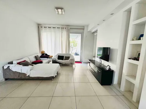 4 Bedrooms House in Strovolos