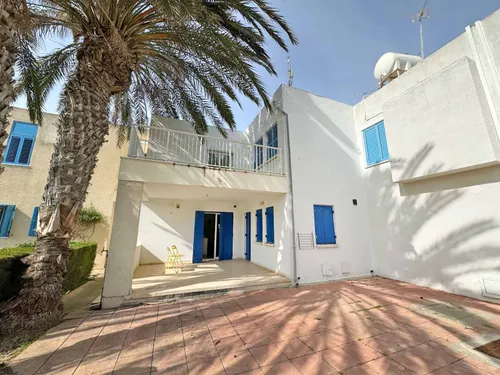 4 Bedrooms Apartment in Pernera