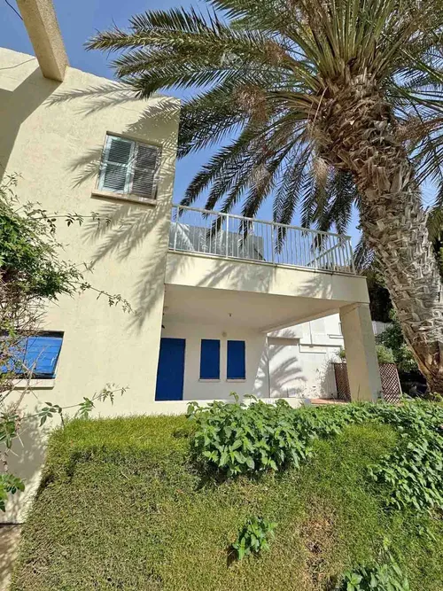 4 Bedrooms Apartment in Pernera