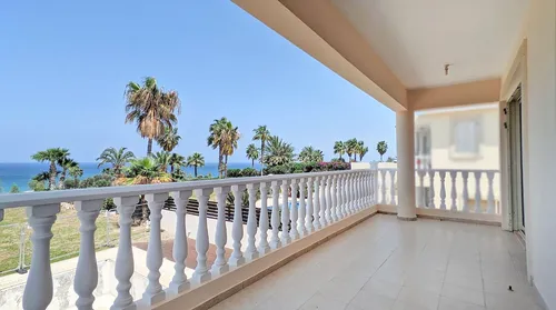 5 Bedrooms Villa in Protaras