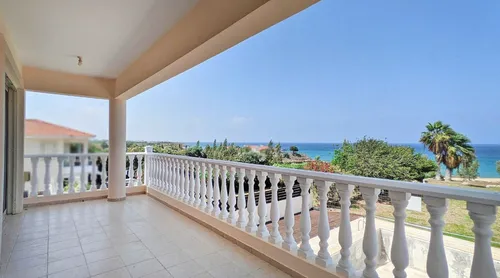 5 Bedrooms Villa in Protaras