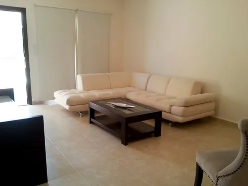 Perfect Maisonette in Moni