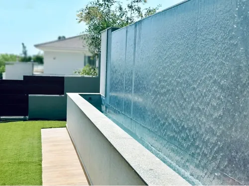 5 Bedrooms Villa in Yermasoyia