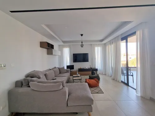 2 Bedrooms Penthouse in Yermasoyia