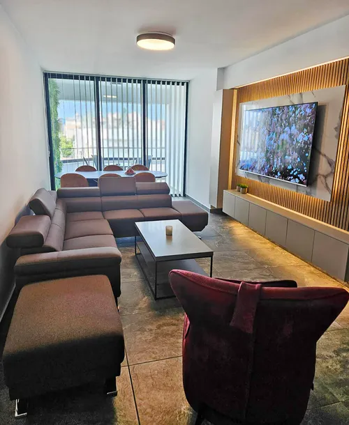 3 Bedrooms Penthouse in Mesa Yeitonia