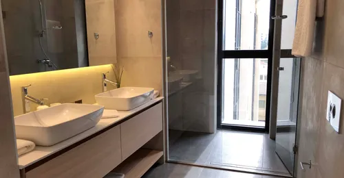 3 Bedrooms Apartment in