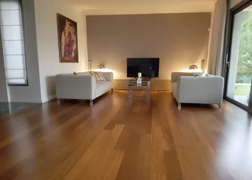 5 Bedrooms House in 2 agoniston