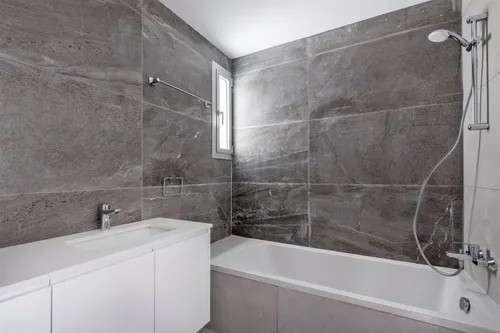 3 Bedrooms Apartment in Karpenisiou 4