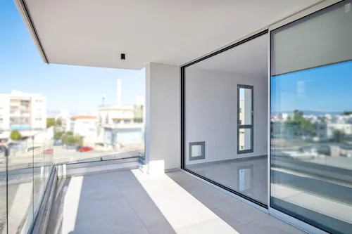 3 Bedrooms Apartment in Karpenisiou 4