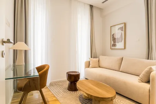 2 Bedrooms Penthouse in Santa Barbara Hill