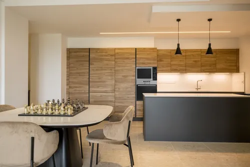 2 Bedrooms Penthouse in Santa Barbara Hill