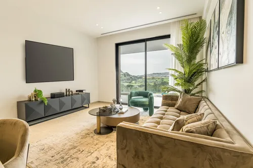 2 Bedrooms Penthouse in Santa Barbara Hill