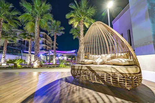 2 Bedrooms Penthouse in Dimokratias