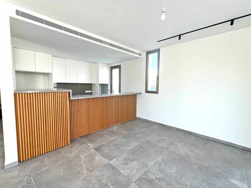 3 Bedrooms Apartment in Ermoupoleos 9