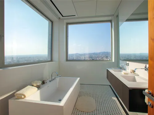 5 Bedrooms Apartment in Neapoli