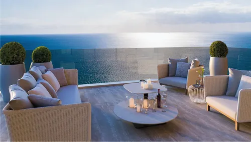 Sea Front Luxury Penthouse