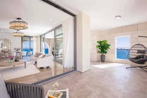 3 Bedrooms Apartment in Limassol Centre