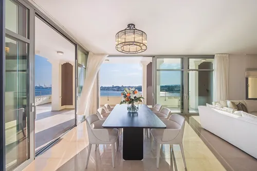 4 Bedrooms Apartment in Limassol Centre