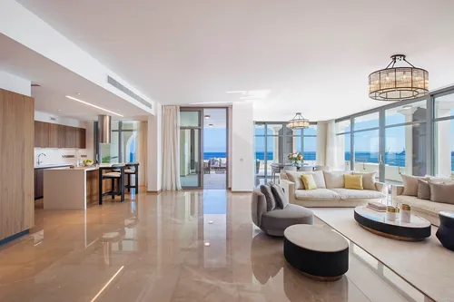 Unparalleled Sea Front Elegance