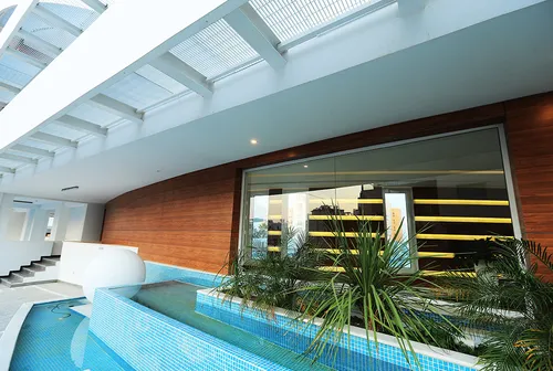 2 Bedrooms Apartment in Mackenzie