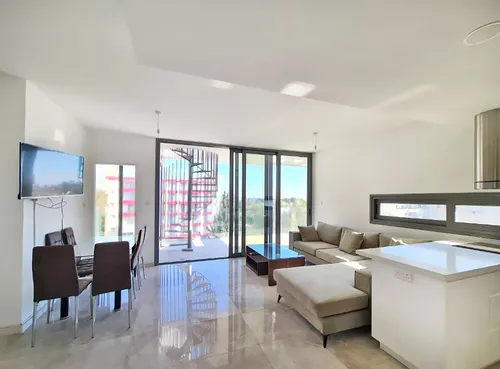 3 Bedrooms Penthouse in Neapoli