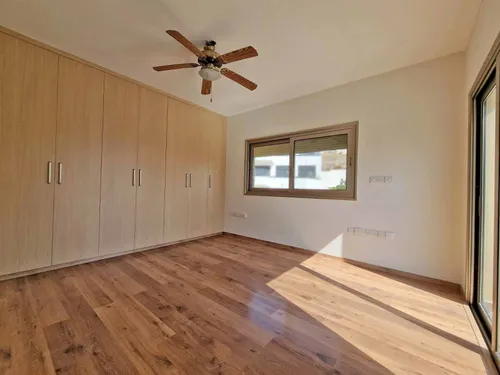 6 Bedrooms House in Ortensias 18,Mesa Yeitonia