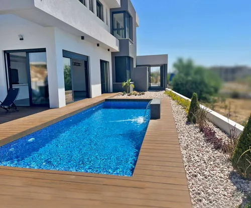 4 Bedrooms House in 8 Patroklou Kokkinou