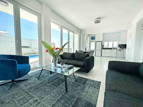 3 Bedrooms House in Pyla