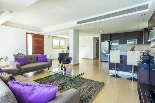 3 Bedrooms Apartment in Farou