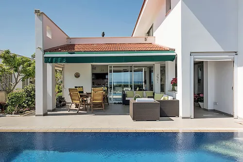 4 Bedrooms House in Dromos Larnacas - Dekelias