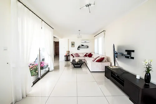 4 Bedrooms House in Dromos Larnacas - Dekelias