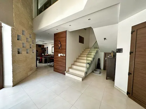 5 Bedrooms Villa in Potamos Yermasoyias