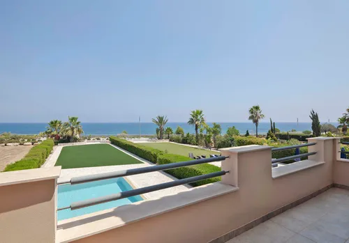 5 Bedrooms House in Pervolia