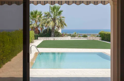 5 Bedrooms House in Pervolia