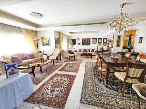 7 Bedrooms House in Pentelis