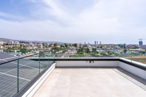 2 Bedrooms Penthouse in Demetre Nikolaidi