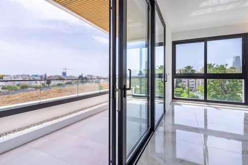 2 Bedrooms Penthouse in Demetre Nikolaidi