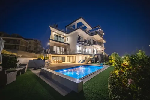 Duplex Apartment with Sea View