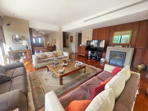 6 Bedrooms House in Michael Christodoulide 7