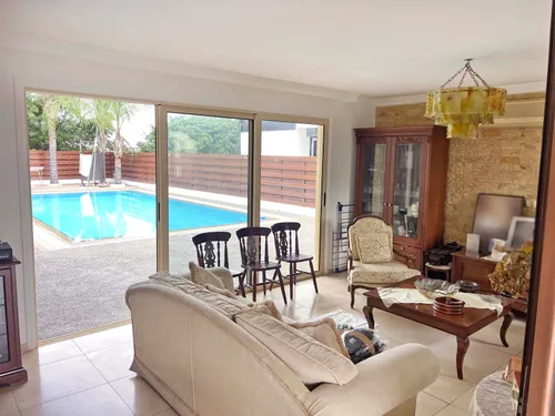 3 Bedrooms House in 17 Larnakos