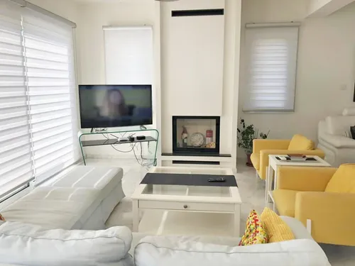 4 Bedrooms House in Aristoteli Valaoriti 13