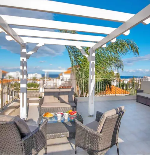 4 Bedrooms House in Kavo Grego 544