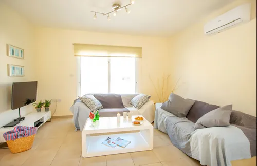 4 Bedrooms House in Kavo Grego 544