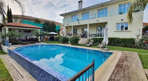 Discover Luxury Living